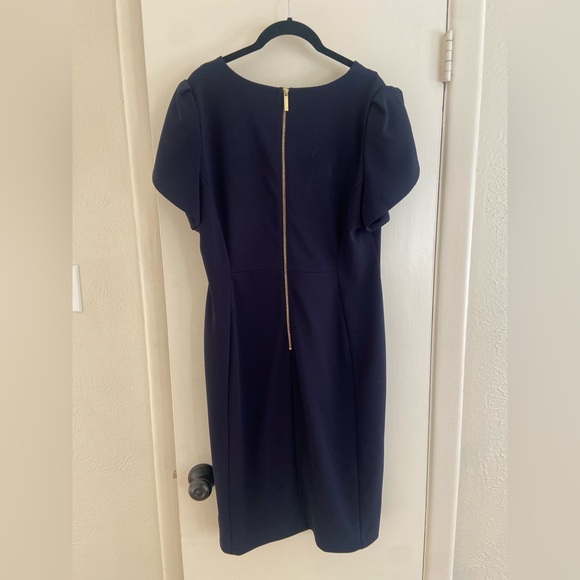 Calvin Klein Size 16 Tulip-Sleeve Sheath Dress - Picture 2 of 5